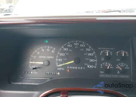 1999 Chevrolet Tahoe из США, поврежденный, VIN 3GNEK18R1XG150981